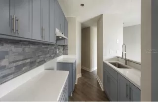 Photo #6: O6409780 Listing