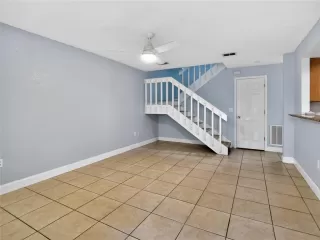Photo #3: O6409869 Listing 