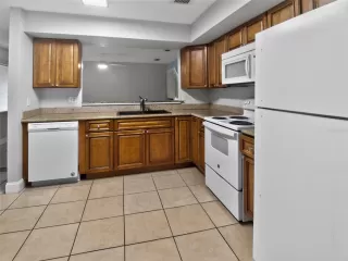 Photo #6: O6409869 Listing 