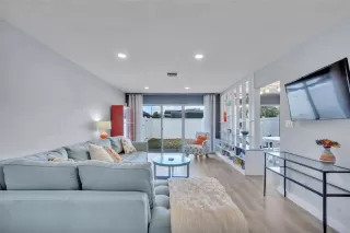 Photo #3: O6409916 Listing 