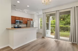Photo #6: O6409954 Listing