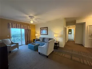 Photo #3: O6409963 Listing