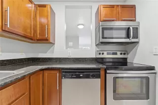 Photo #2: O6410003 Listing 