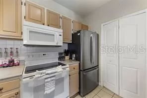 Photo #4: O6410030 Listing