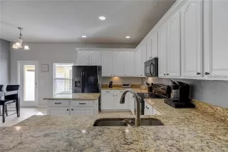 Photo #6: O6410087 Listing
