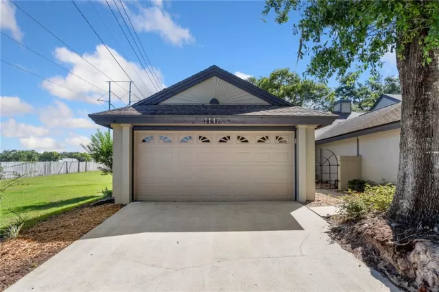 MLS: O6410132 Condo For Sale