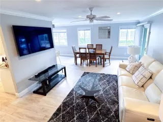 Photo #6: O6410292 Listing