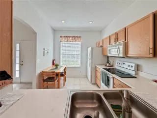 Photo #2: O6410320 Listing 