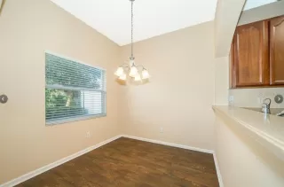 Photo #4: O6410583 Listing