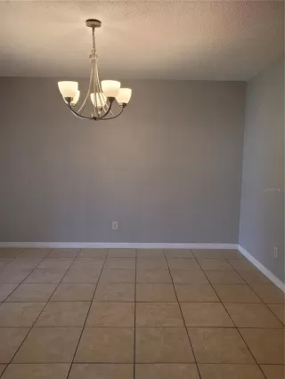 Photo #2: O6410606 Listing