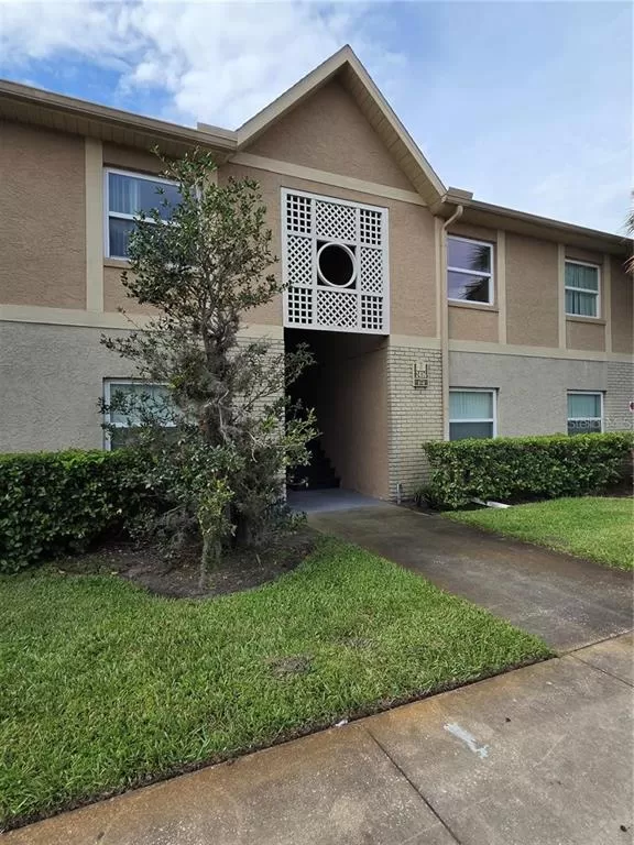 MLS: O6410756 Condo For Sale