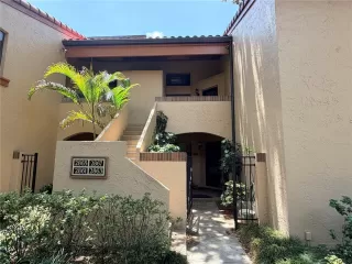 Photo #2: O6410764 Listing