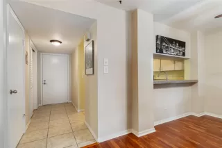 Photo #6: O6410778 Listing