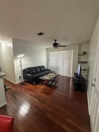 Photo #3: O6410790 Listing