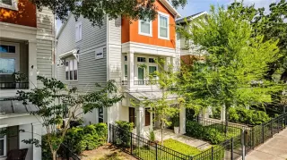 Photo #1: O6410791 Listing 