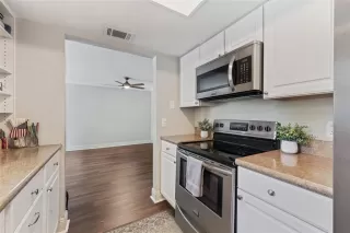 Photo #5: O6410794 Listing 