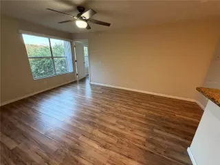 Photo #2: O6410885 Listing