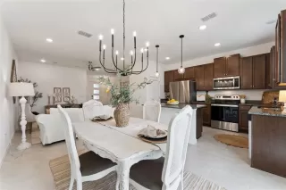 Photo #4: O6410896 Listing 