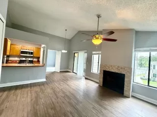 Photo #4: O6410970 Listing 