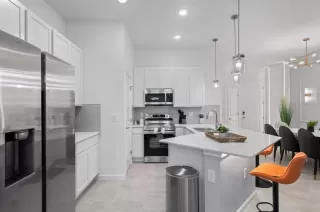 Photo #3: O6410971 Listing