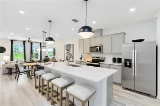 Photo #3: O6411023 Listing