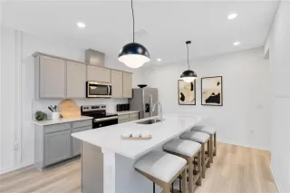 Photo #4: O6411023 Listing