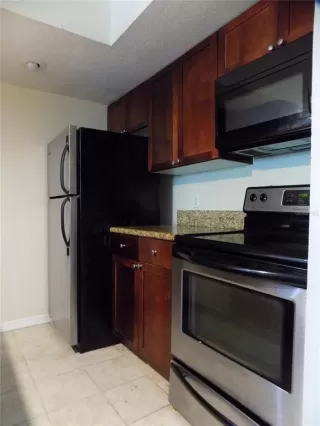Photo #4: O6411053 Listing