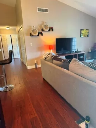 Photo #4: O6411055 Listing 