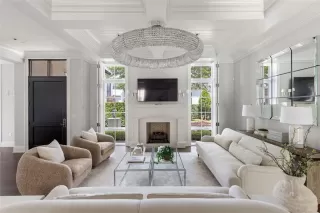 Photo #3: O6411141 Listing
