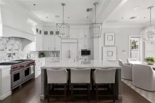 Photo #4: O6411141 Listing