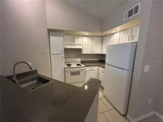 Photo #4: O6411279 Listing