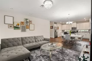 Photo #3: O6411419 Listing 