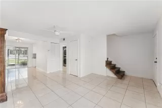 Photo #2: O6411437 Listing 