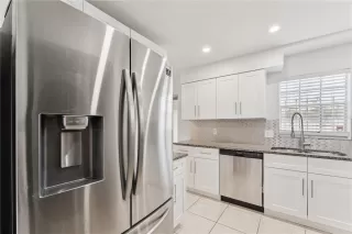 Photo #5: O6411437 Listing 