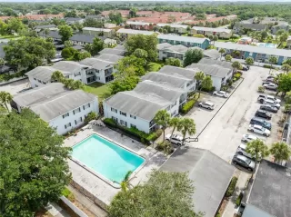 Photo #1: O6411546 Listing