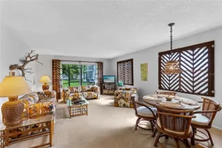 Photo #3: O6411546 Listing