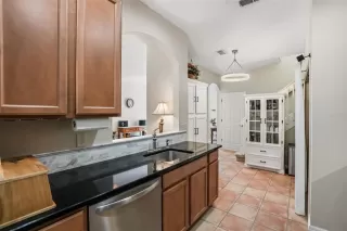 Photo #4: O6411584 Listing 