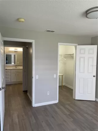 Photo #4: O6411613 Listing