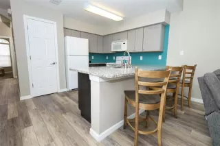 Photo #6: O6411616 Listing