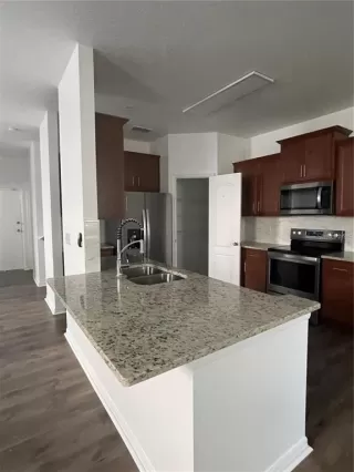 Photo #5: O6411754 Listing 