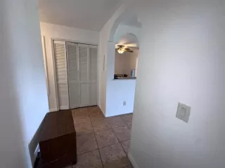 Photo #3: O6411910 Listing