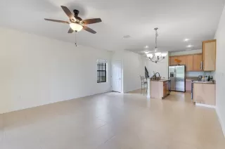 Photo #3: O6411919 Listing