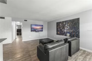 Photo #4: O6411927 Listing