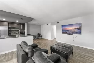 Photo #5: O6411927 Listing