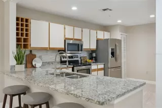 Photo #3: O6411931 Listing 