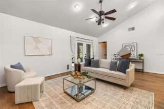 Photo #6: O6411958 Listing