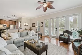 Photo #5: O6411996 Listing 