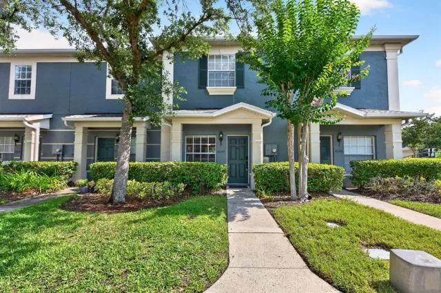 MLS: O6412081 Condo For Sale