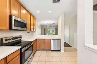 Photo #6: O6412081 Listing