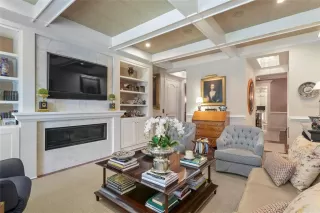 Photo #3: O6412134 Listing